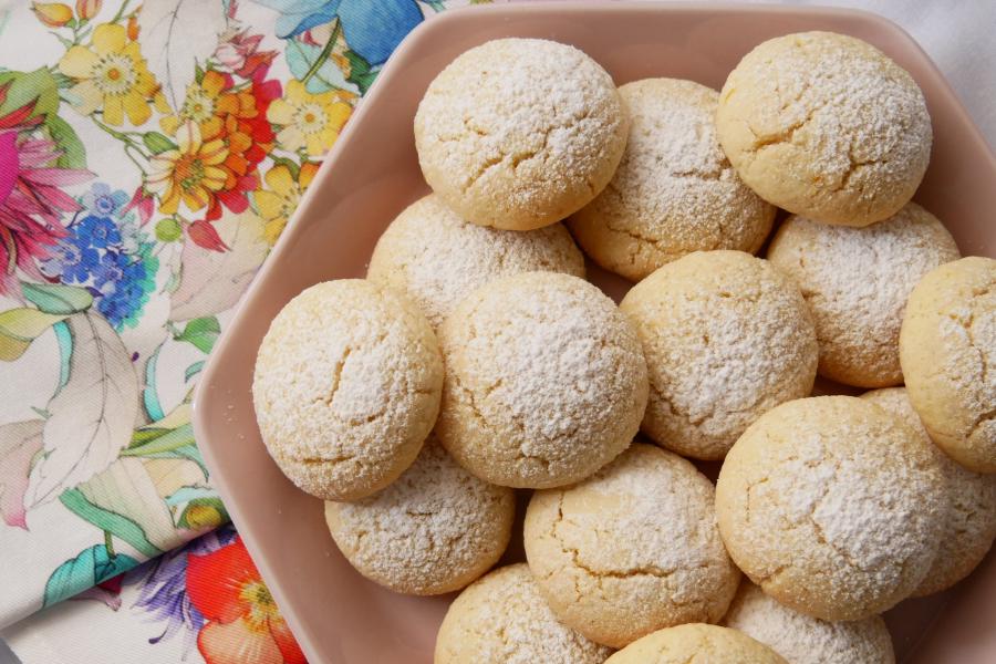 Biscoitos de manteiga e limão