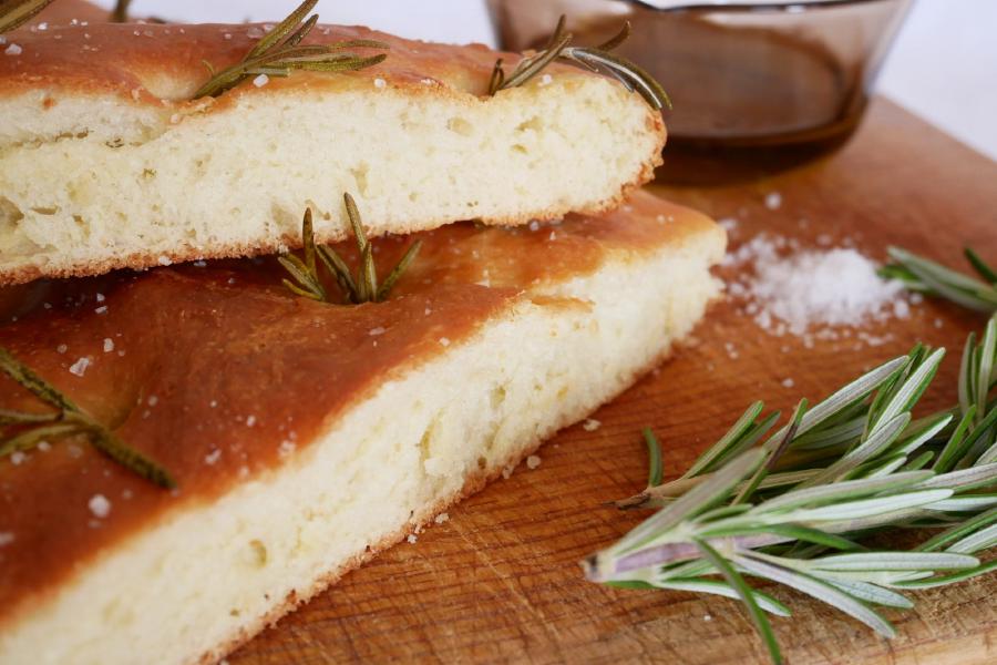 Focaccia de alecrim