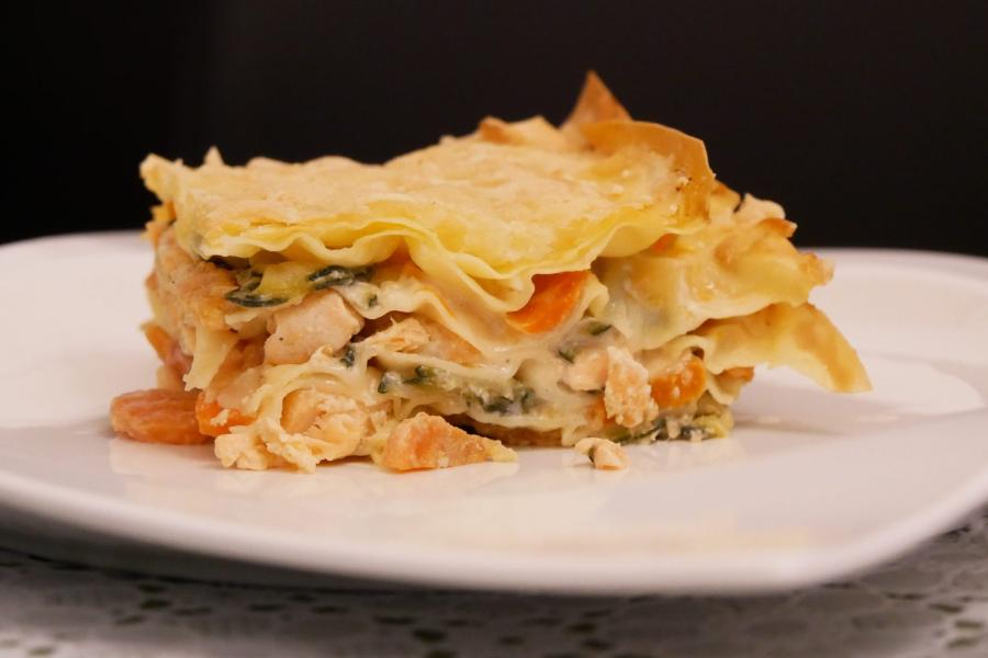 Lasanha de salmão com legumes